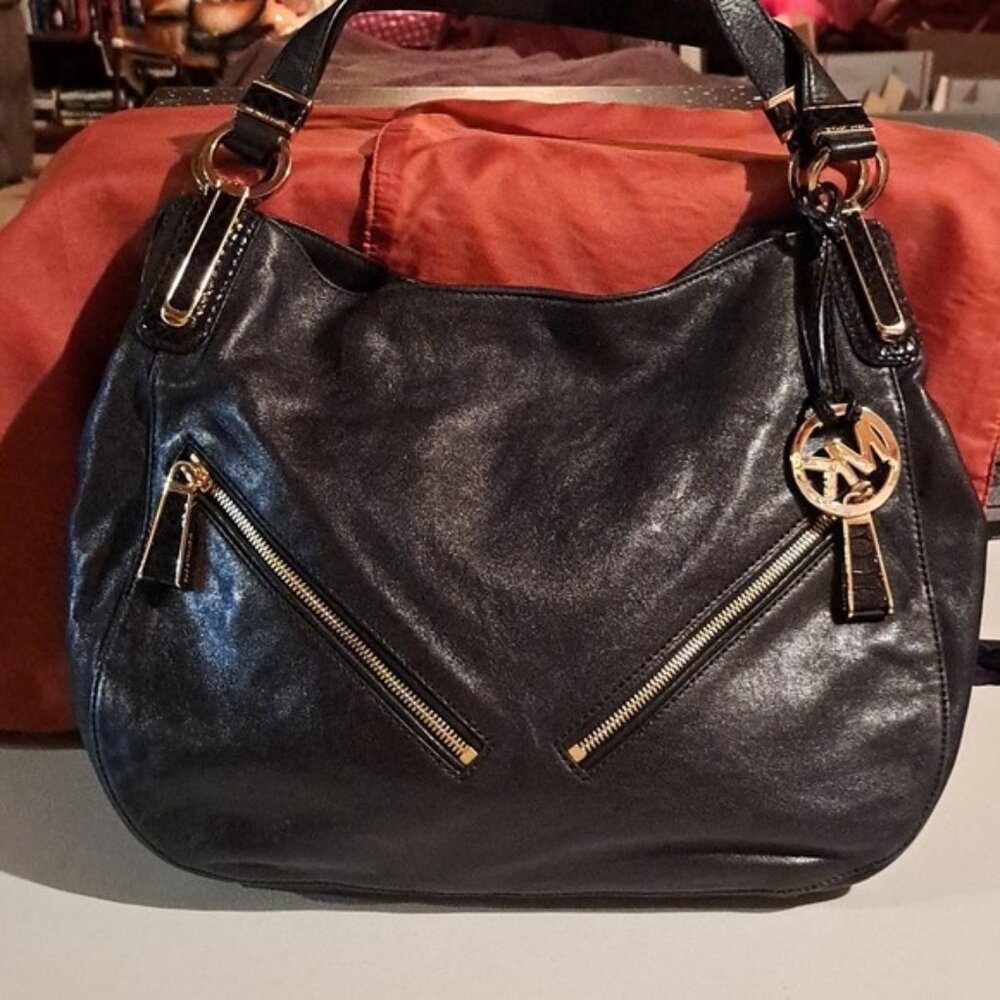 Michael Kors Bedford Hobo Bag